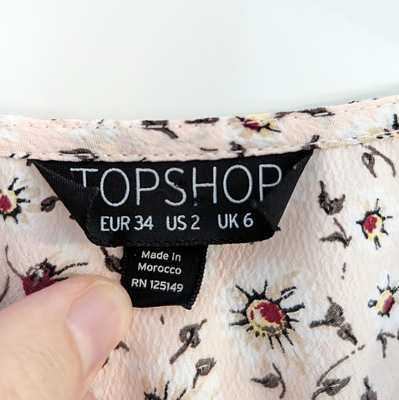Topshop Daisy Print Ruffle Tea Dress - Picture 7 of 8